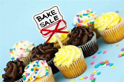 30 Cakes That Are Sure To Sell Big at a Bake Sale.